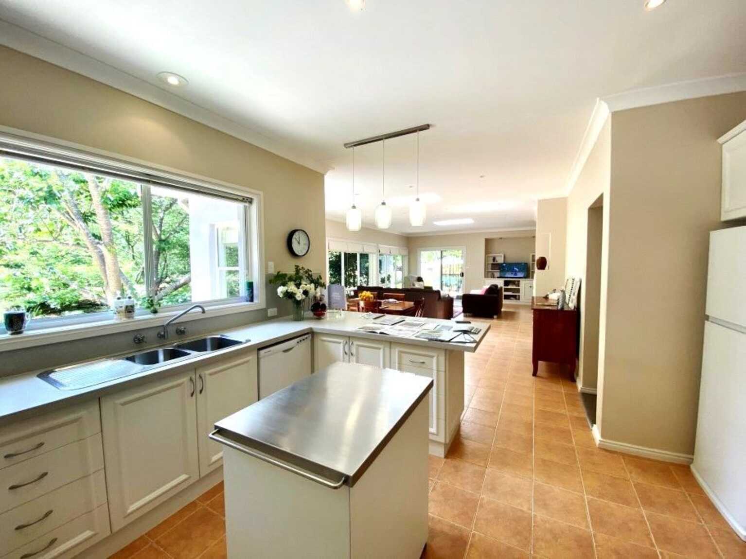 1 Hurlingham Avenue Burradoo