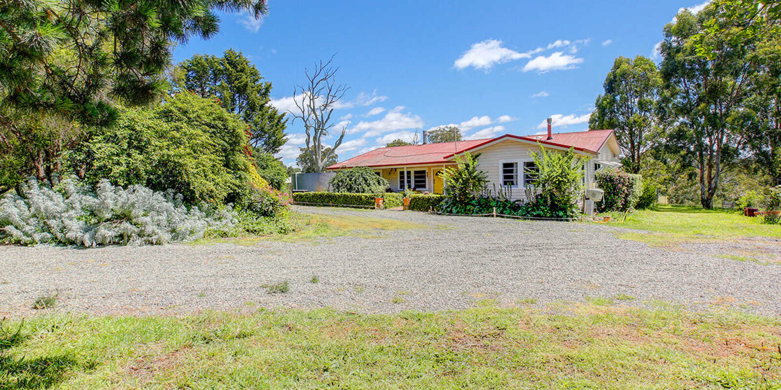705 Caoura Road Tallong