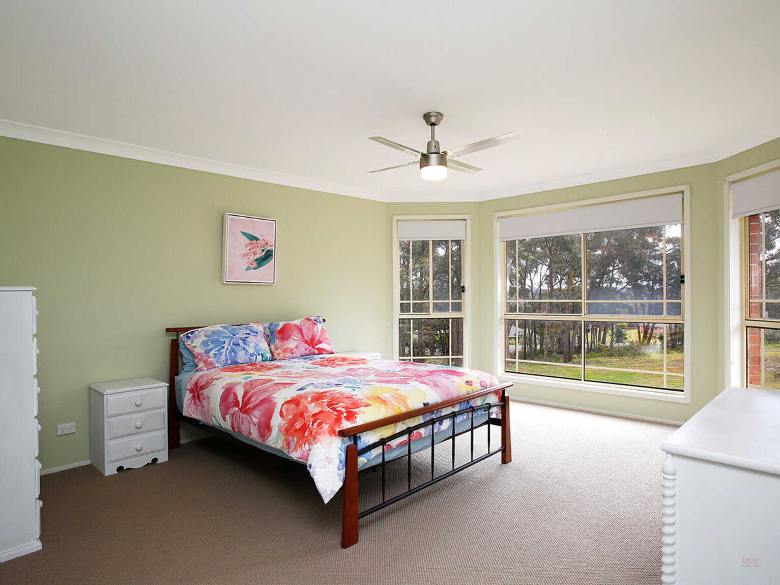 10 Stringy Bark Avenue Tallong