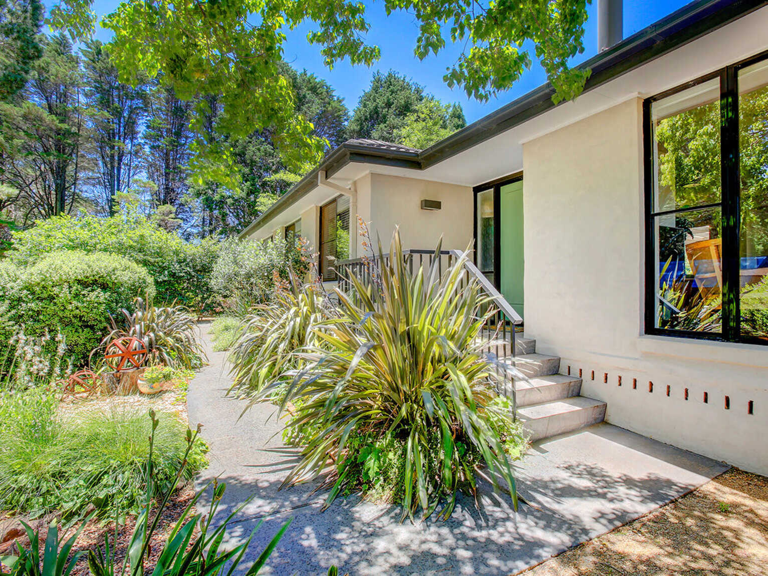 520 Ellsmore Road Exeter 520 Ellsmore Road Exeter