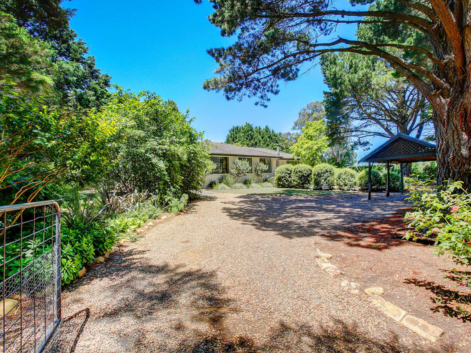 520 Ellsmore Road Exeter 520 Ellsmore Road Exeter