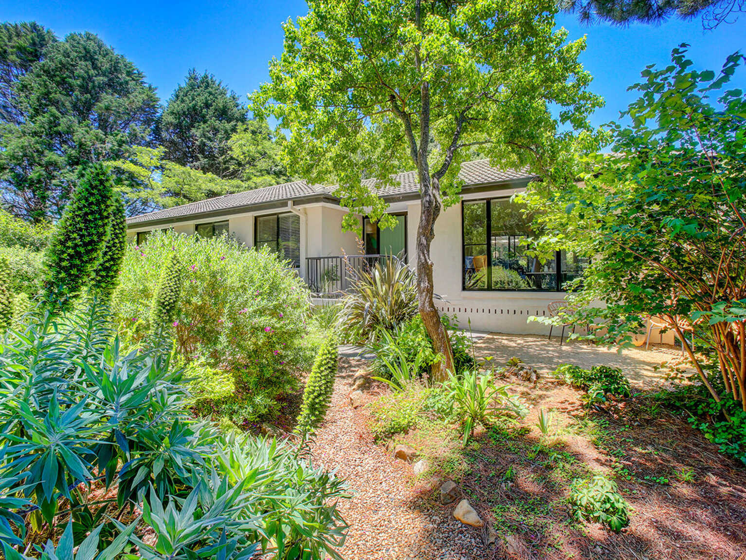 520 Ellsmore Road Exeter 520 Ellsmore Road Exeter