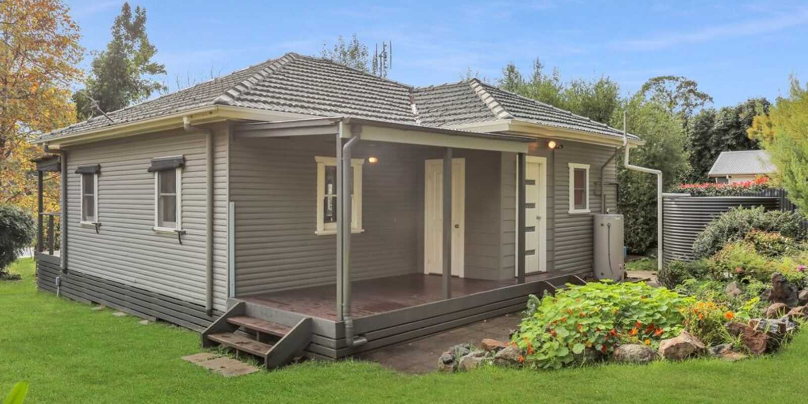 94 Railway Avenue Tallong