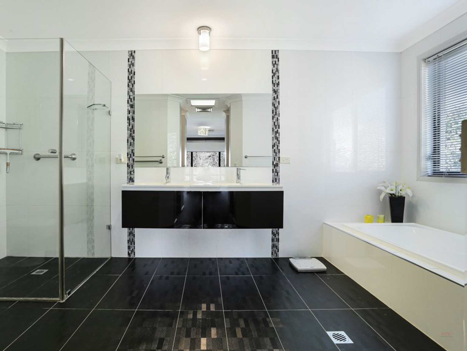 29 Watkins Drive Moss Vale 29 Watkins Drive Moss Vale