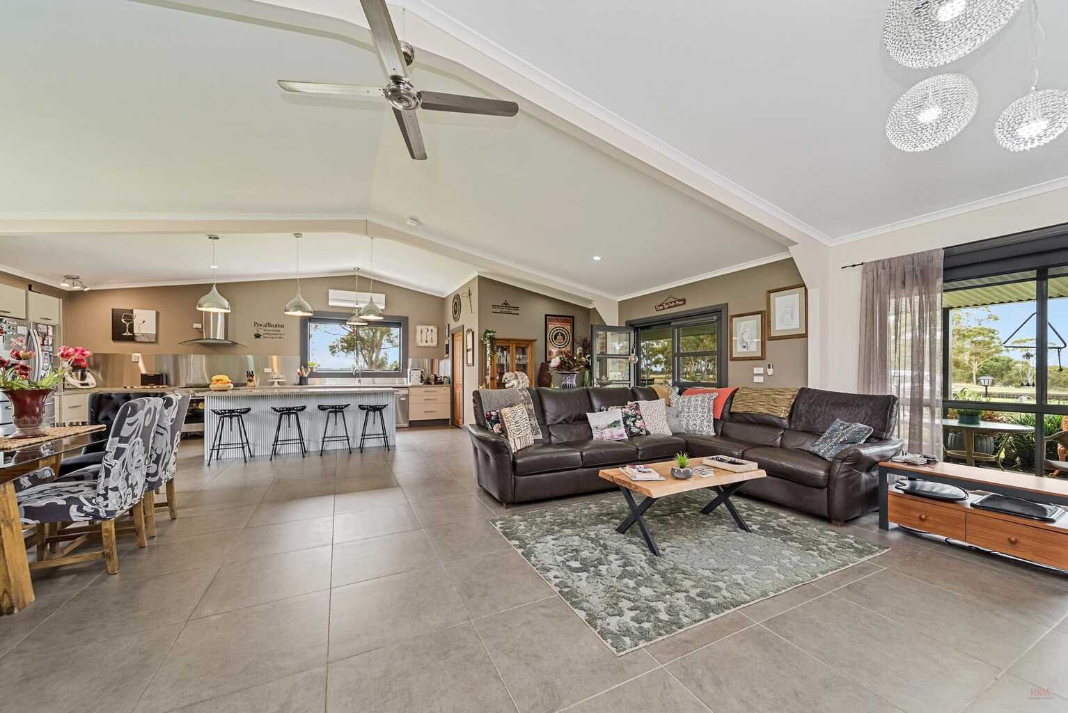 257 Fernleigh Close Windellama