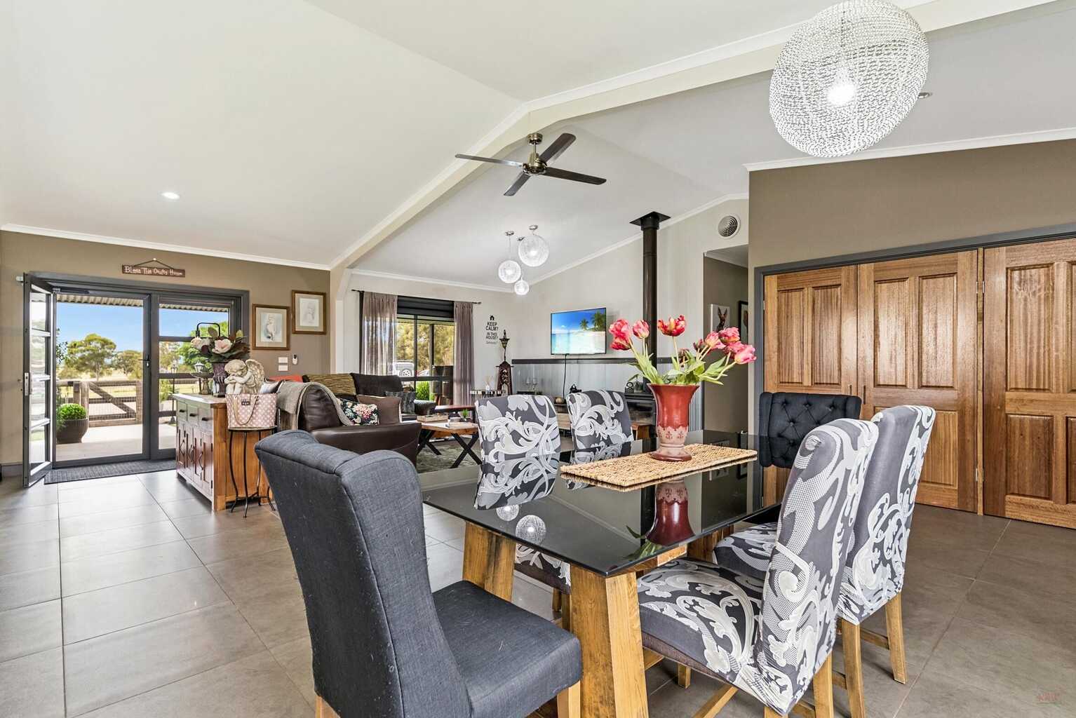 257 Fernleigh Close Windellama