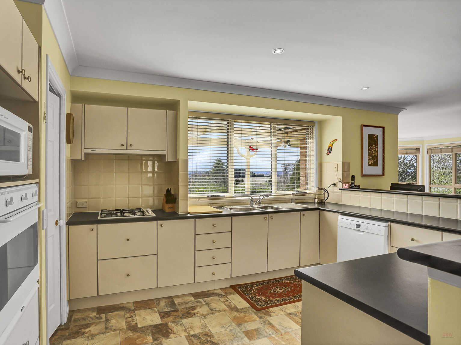 19 Yarwood Drive Exeter