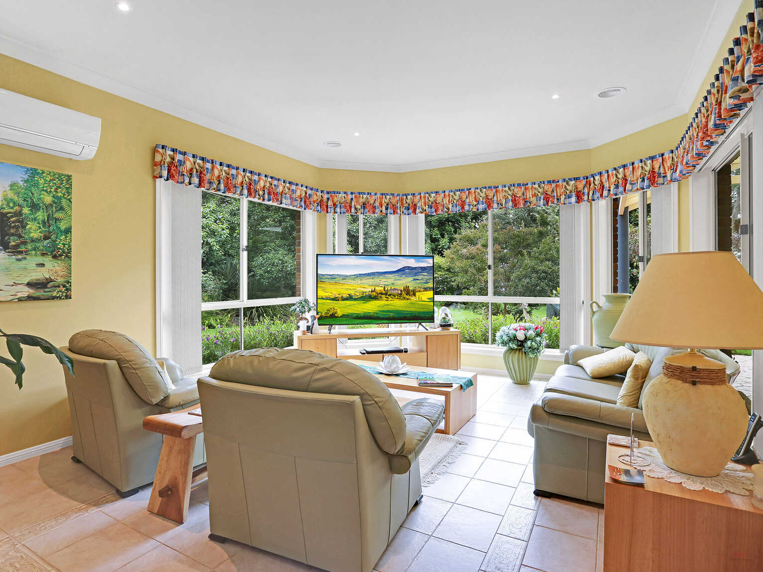 20 Victor Crescent Moss Vale