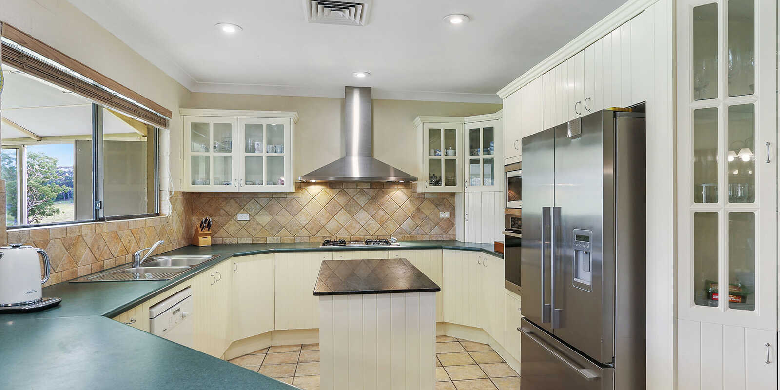 155 Foxgrove Road Canyonleigh 155 Foxgrove Road Canyonleigh