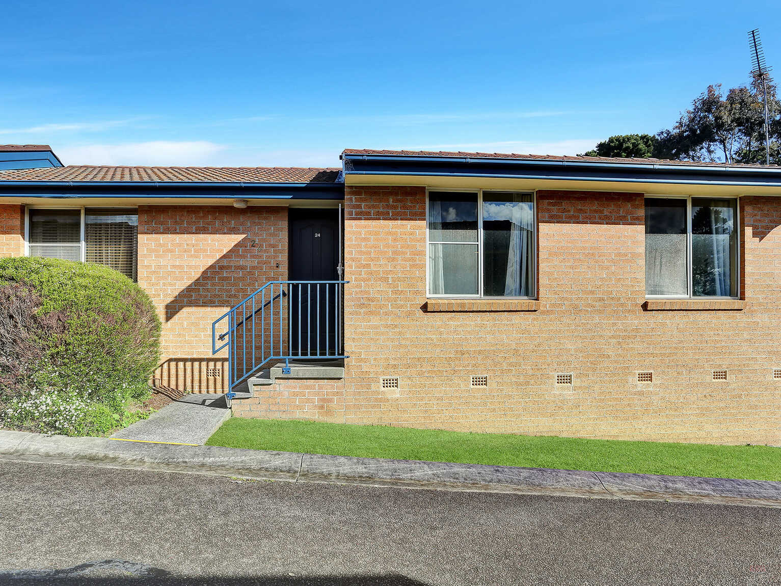24/61 Kirkham Street Moss Vale