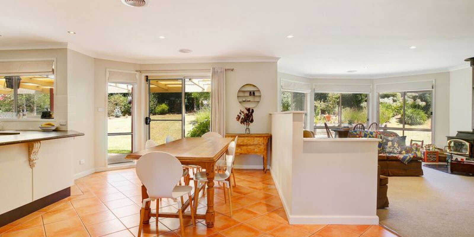 2 Hampton Crt Moss Vale