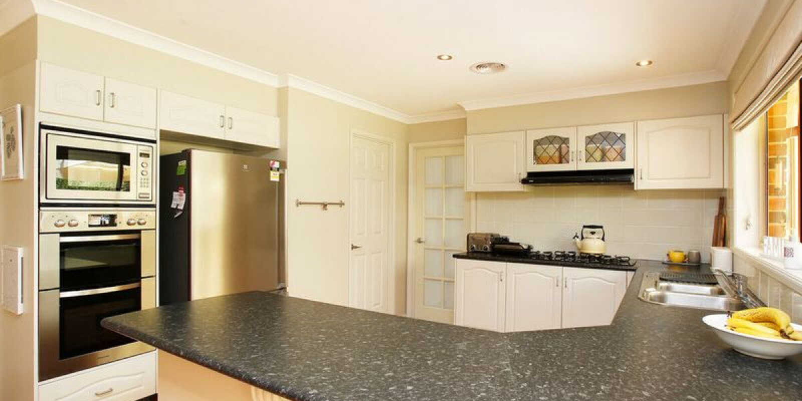 2 Hampton Crt Moss Vale