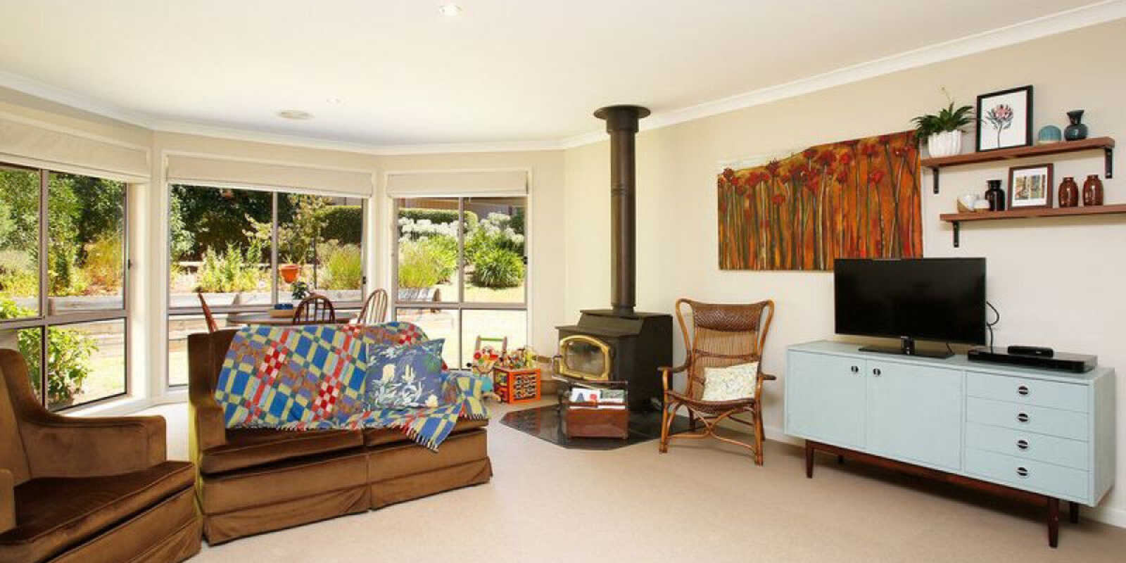 2 Hampton Crt Moss Vale