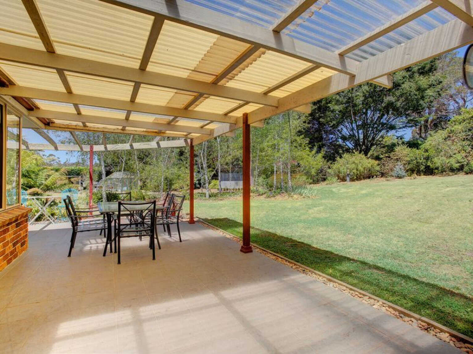 2 Hampton Crt Moss Vale