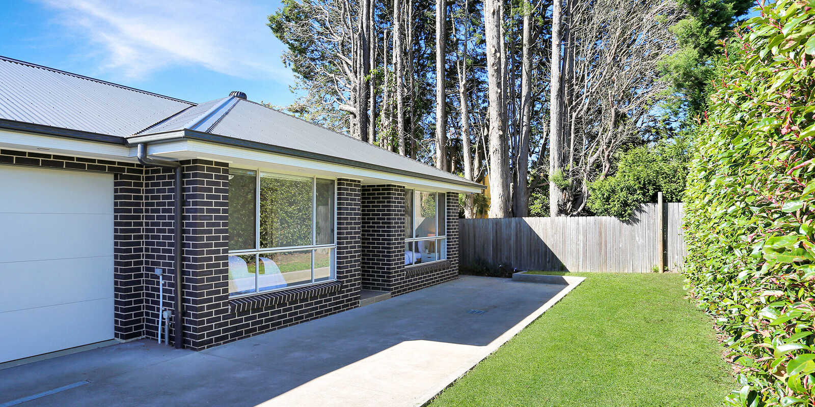 52 & 52a Yarrawa Street Moss Vale