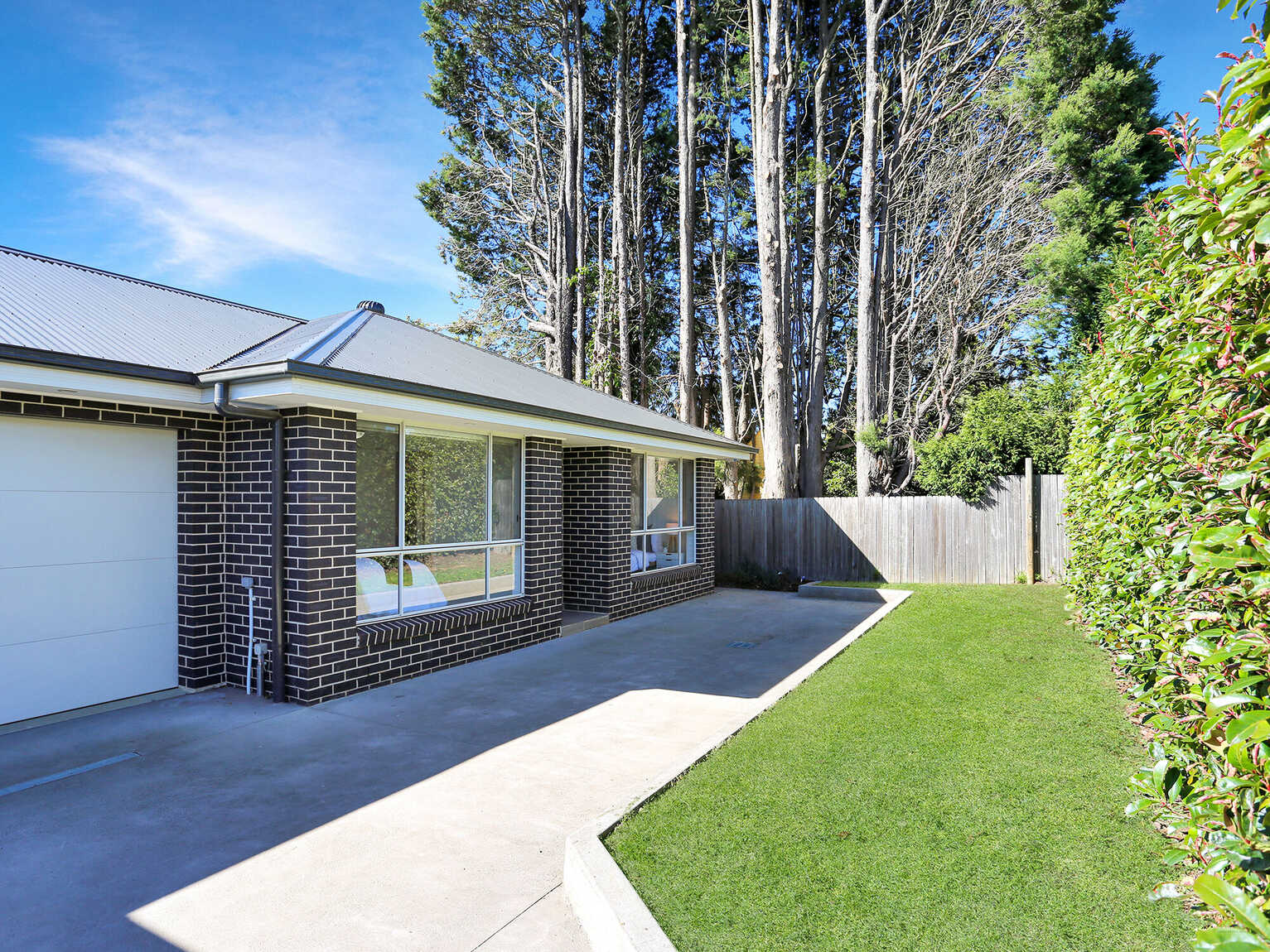 52 & 52a Yarrawa Street Moss Vale