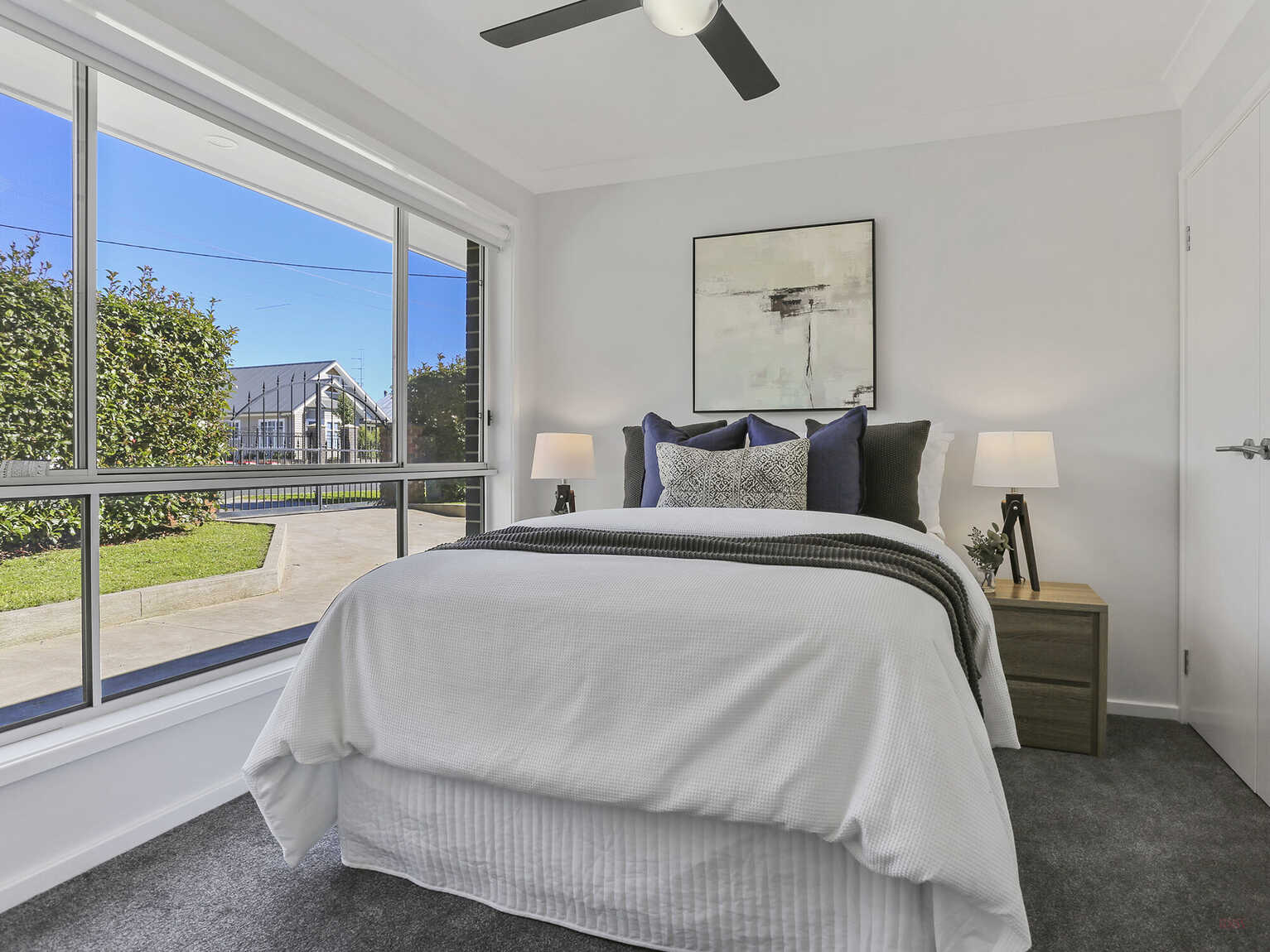 52 & 52a Yarrawa Street Moss Vale