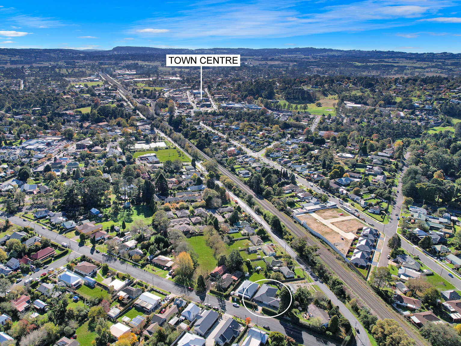 52 & 52a Yarrawa Street Moss Vale