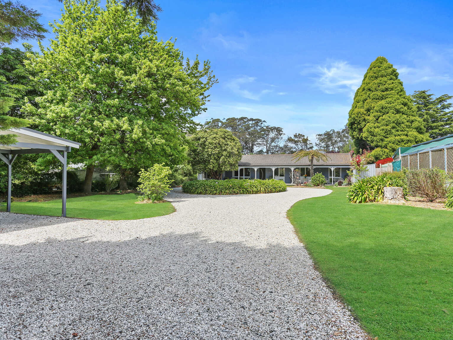 147 Railway Avenue Bundanoon 147 Railway Avenue Bundanoon