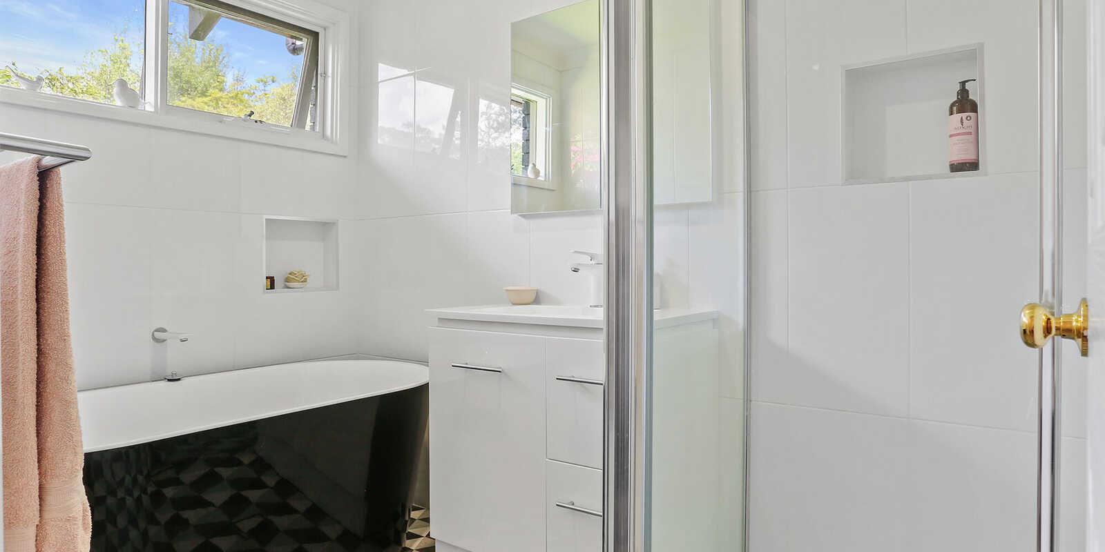 147 Railway Avenue Bundanoon 147 Railway Avenue Bundanoon