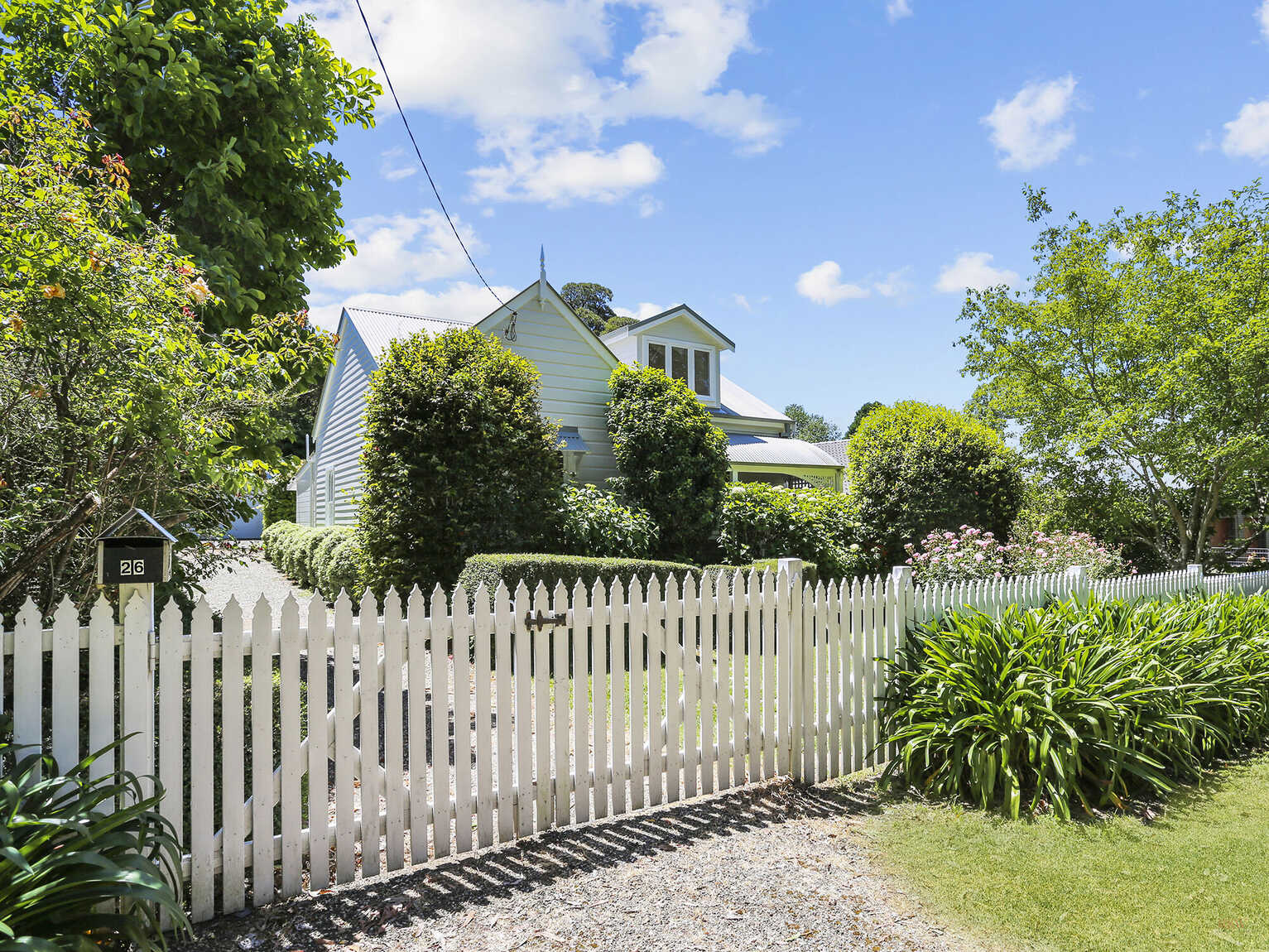 26 Charlotte Street Robertson 26 Charlotte Street Robertson
