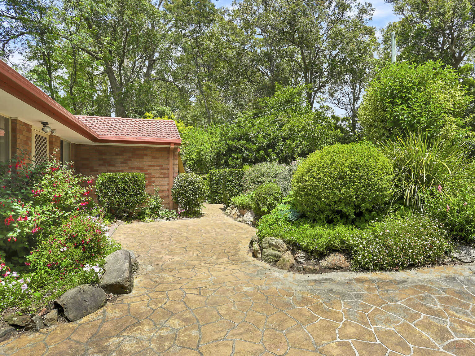 35 Ellsmore Road Bundanoon 35 Ellsmore Road Bundanoon