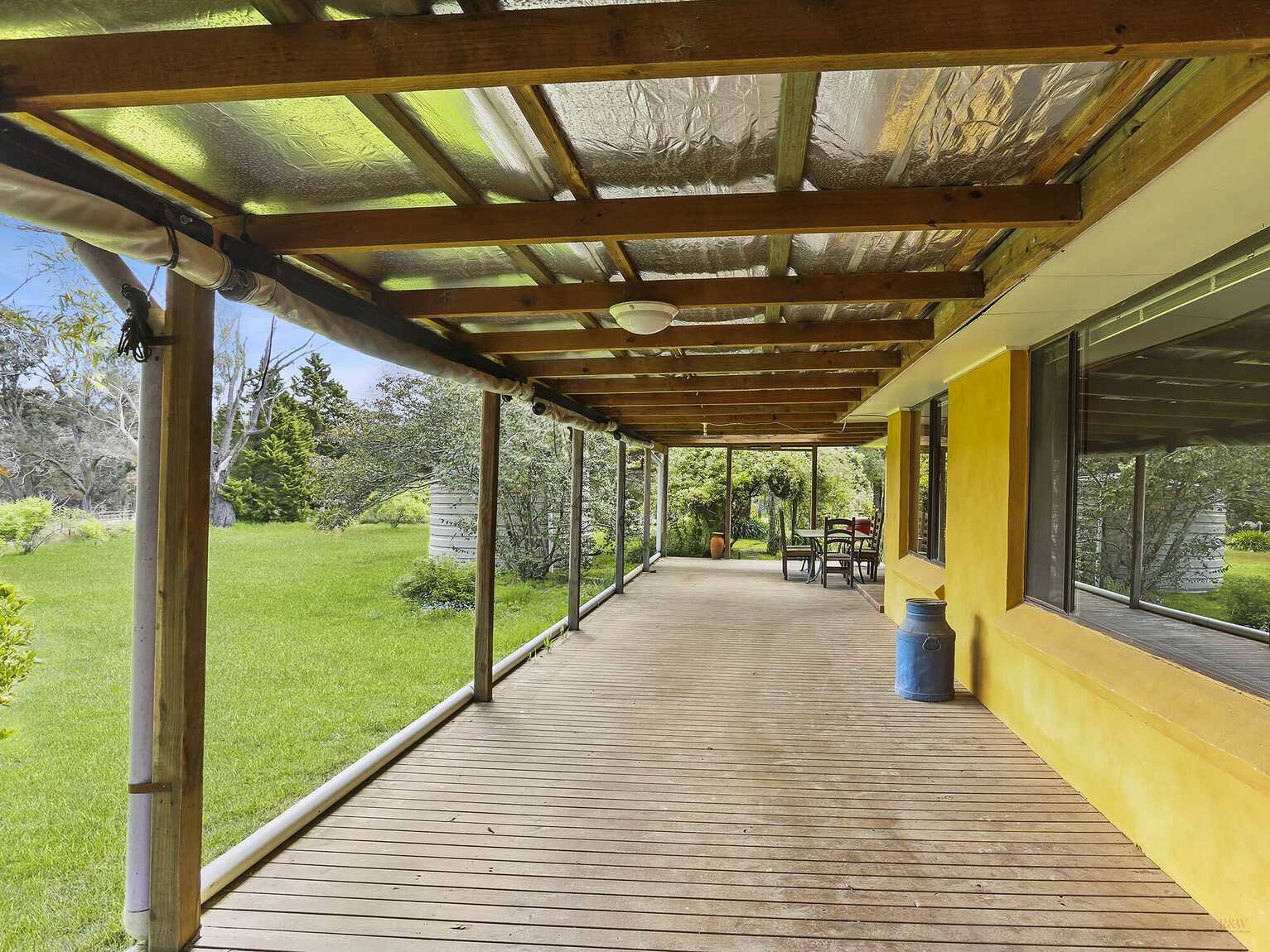 246 Caoura Road Tallong