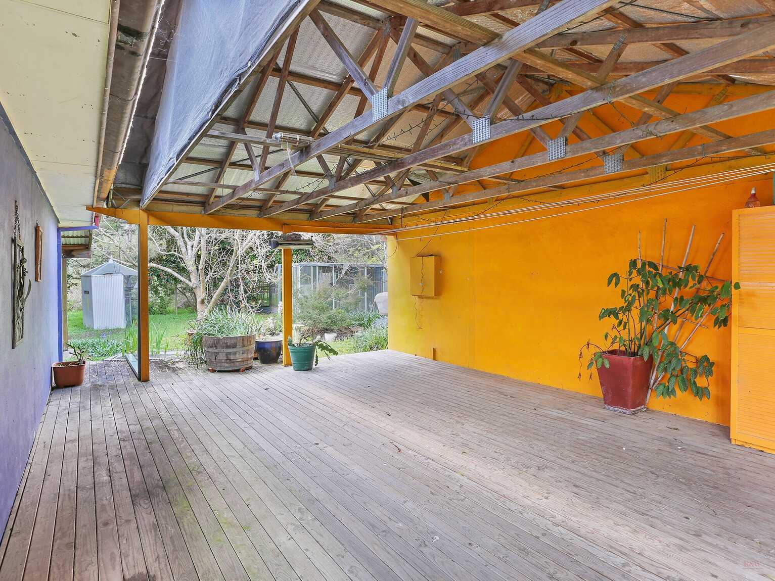 246 Caoura Road Tallong