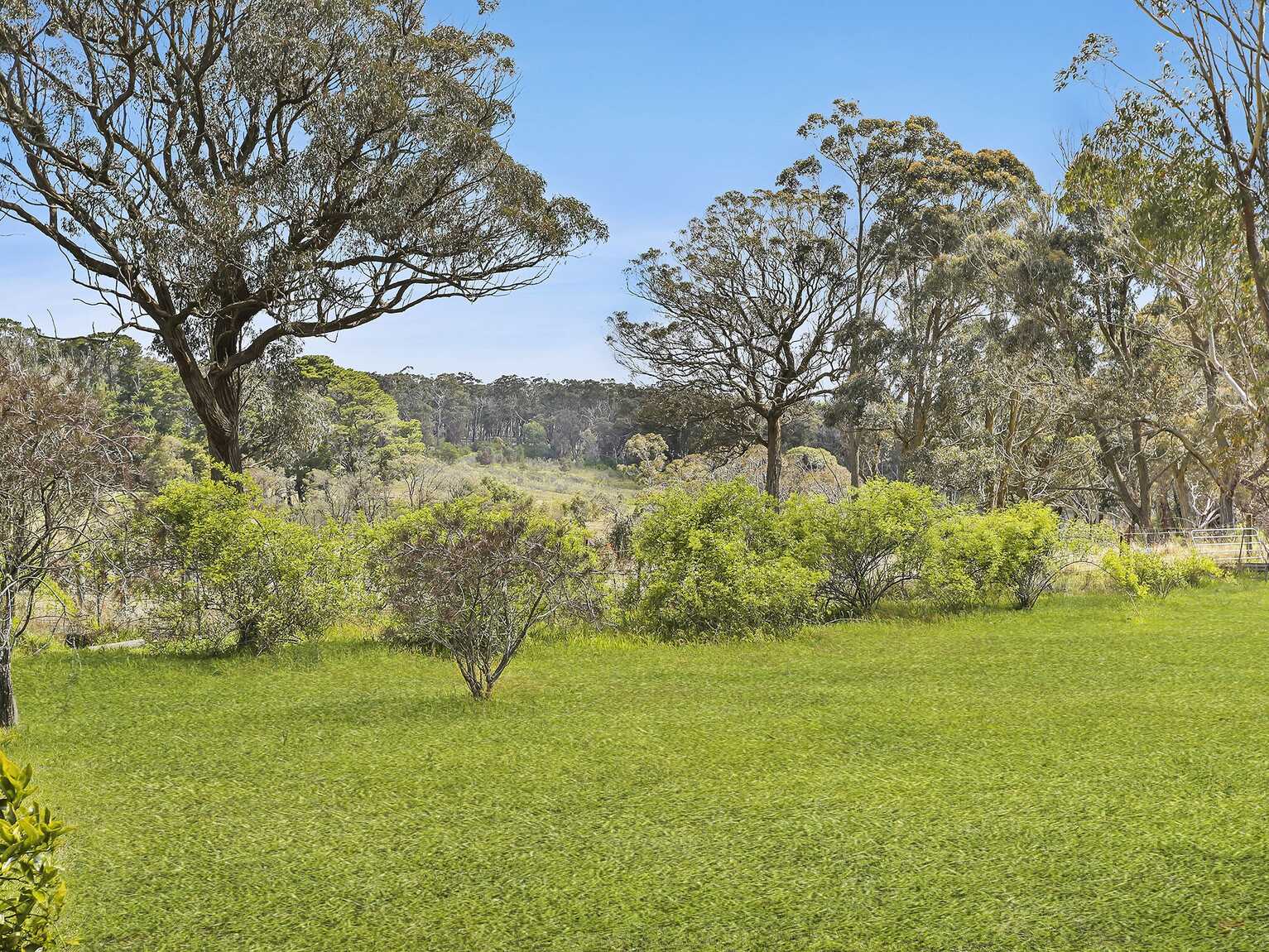 246 Caoura Road Tallong