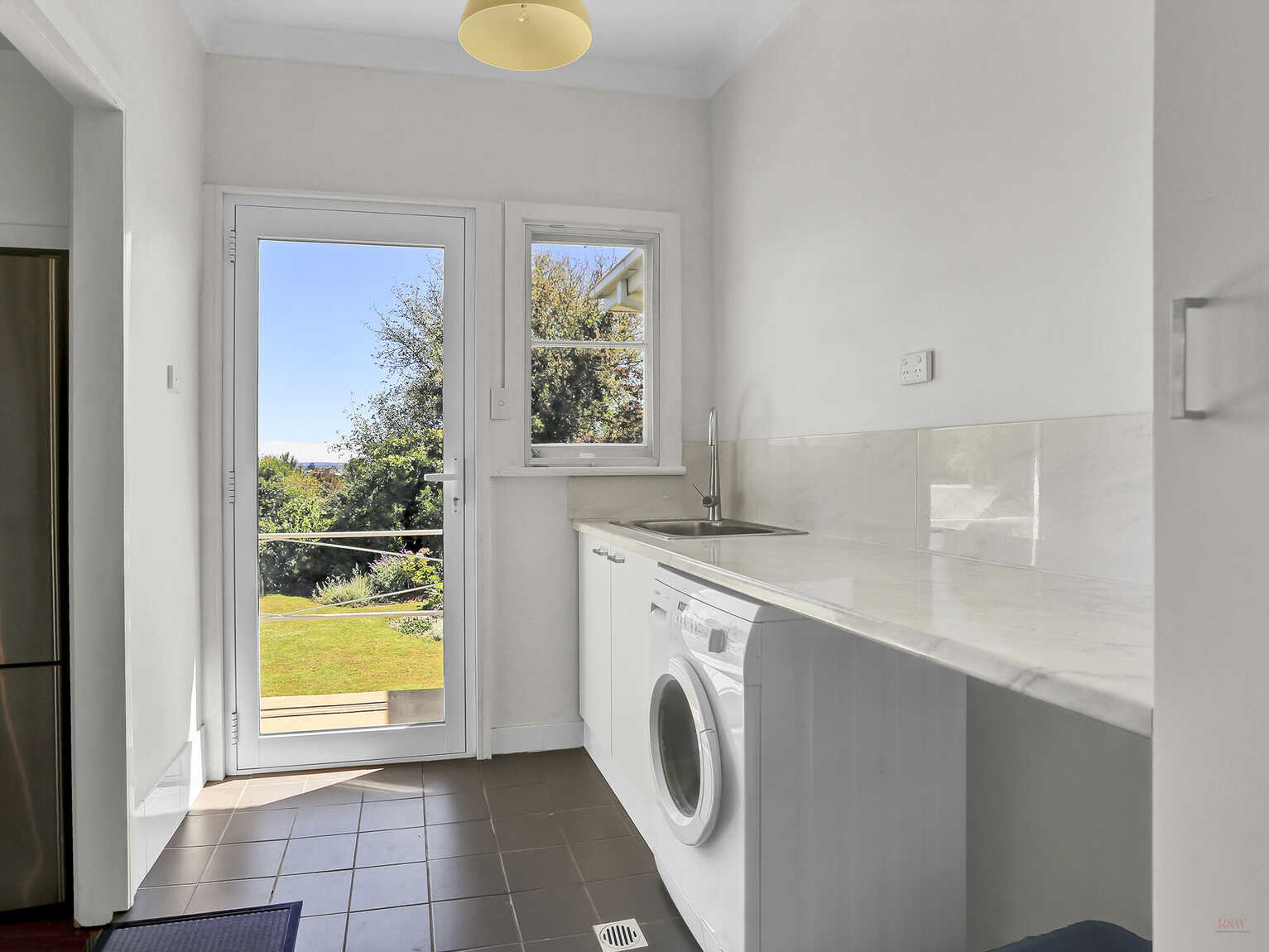 2a Pine Street Moss Vale