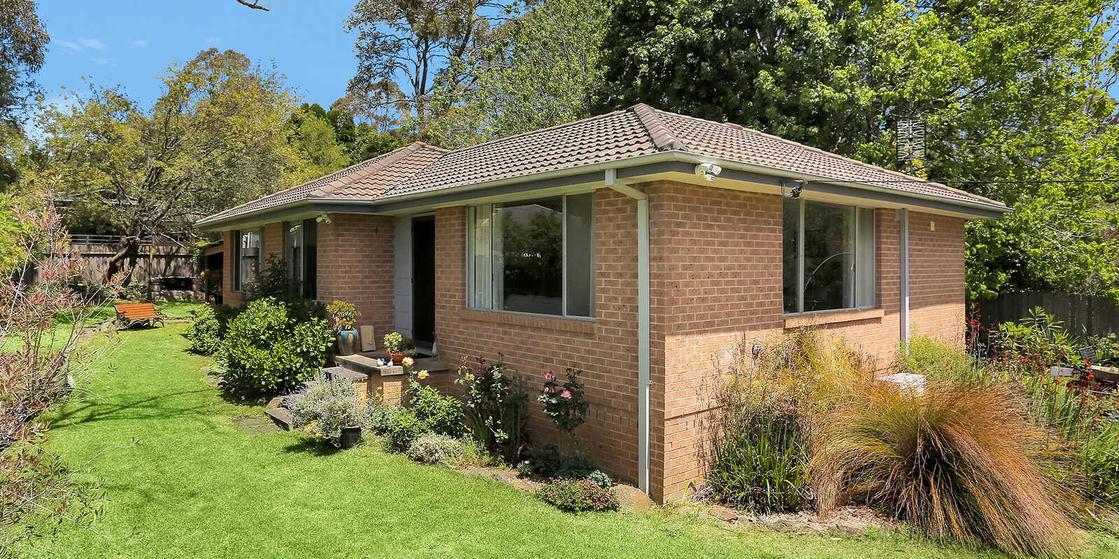 2 Bindar Crescent Bundanoon