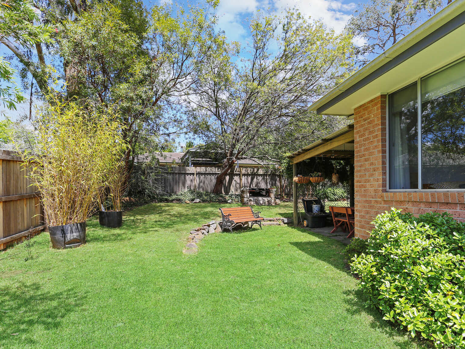 2 Bindar Crescent Bundanoon