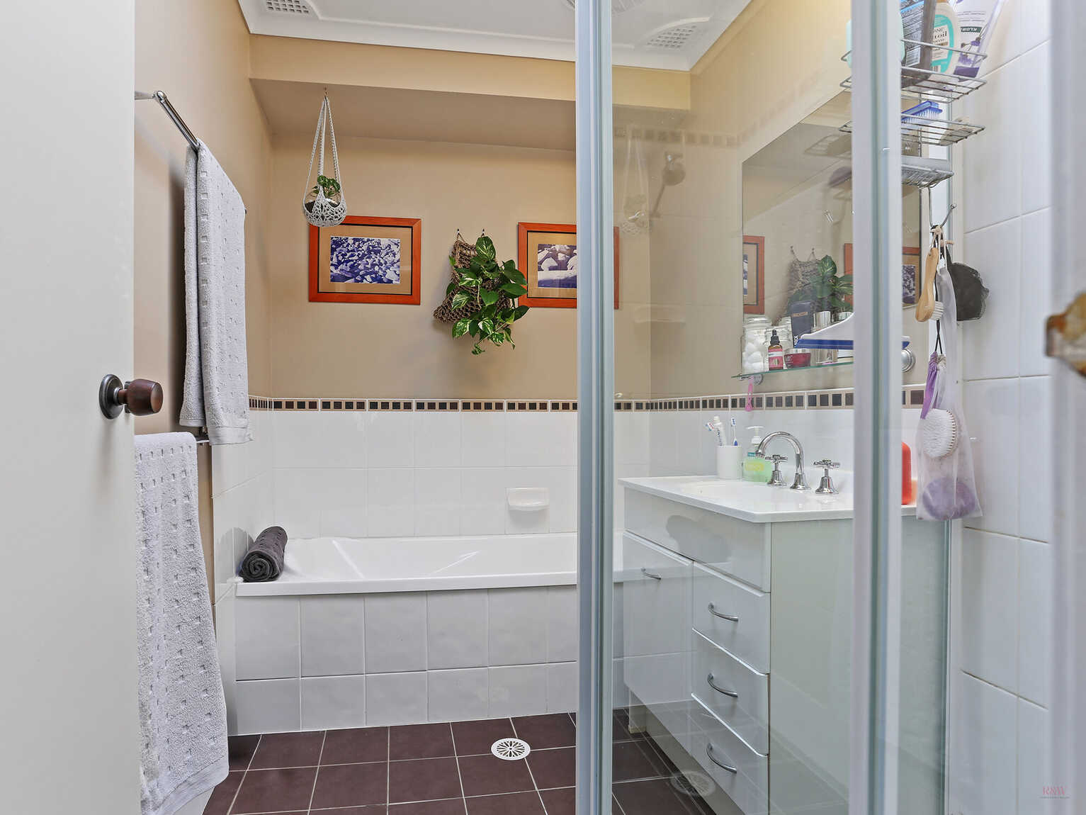 2 Bindar Crescent Bundanoon