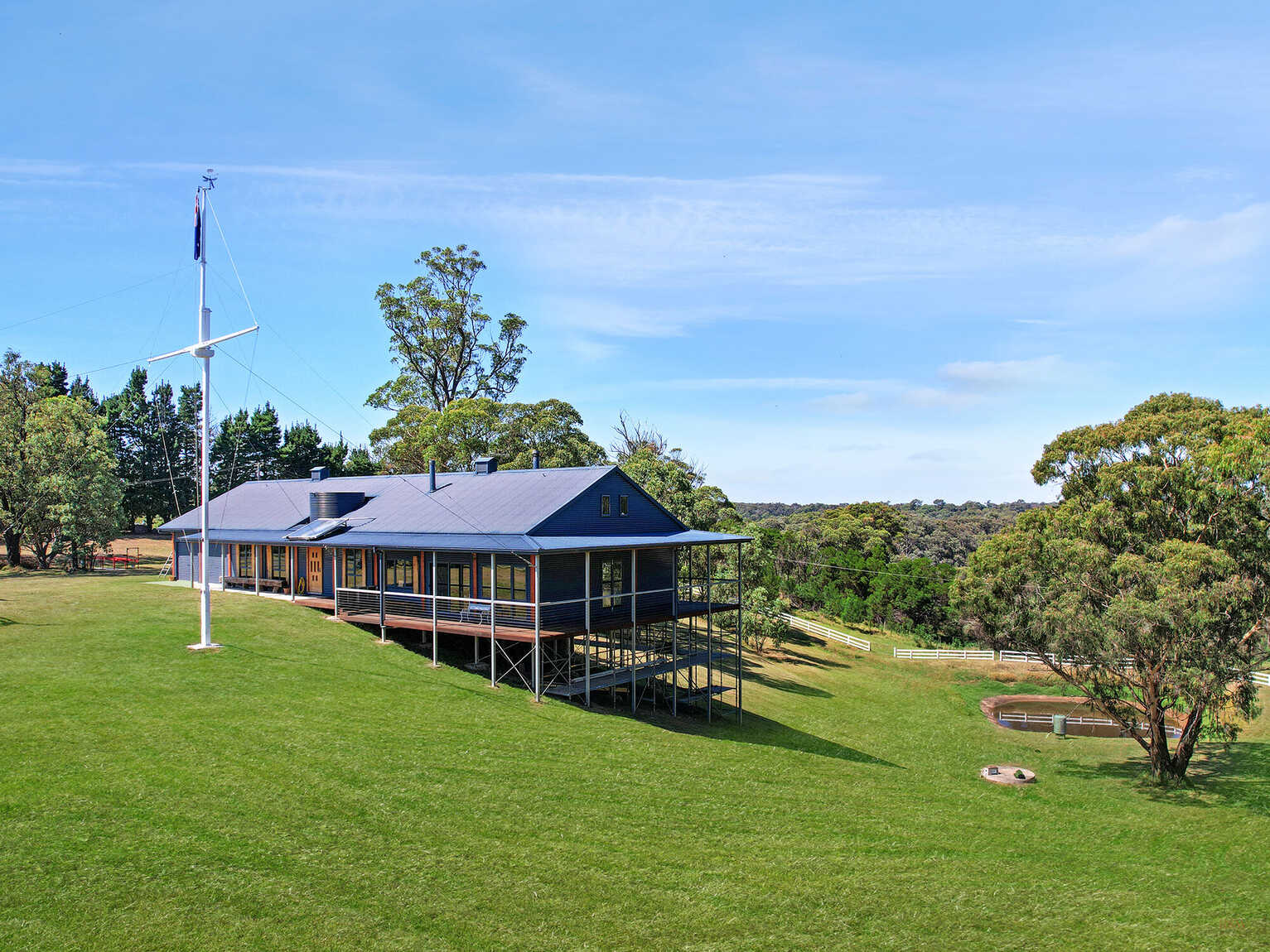 2295 Tugalong Road Canyonleigh