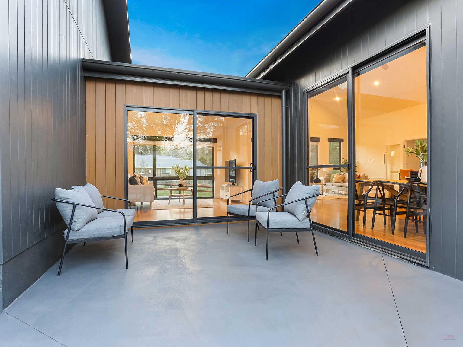 10 Lochinvar Drive Bundanoon