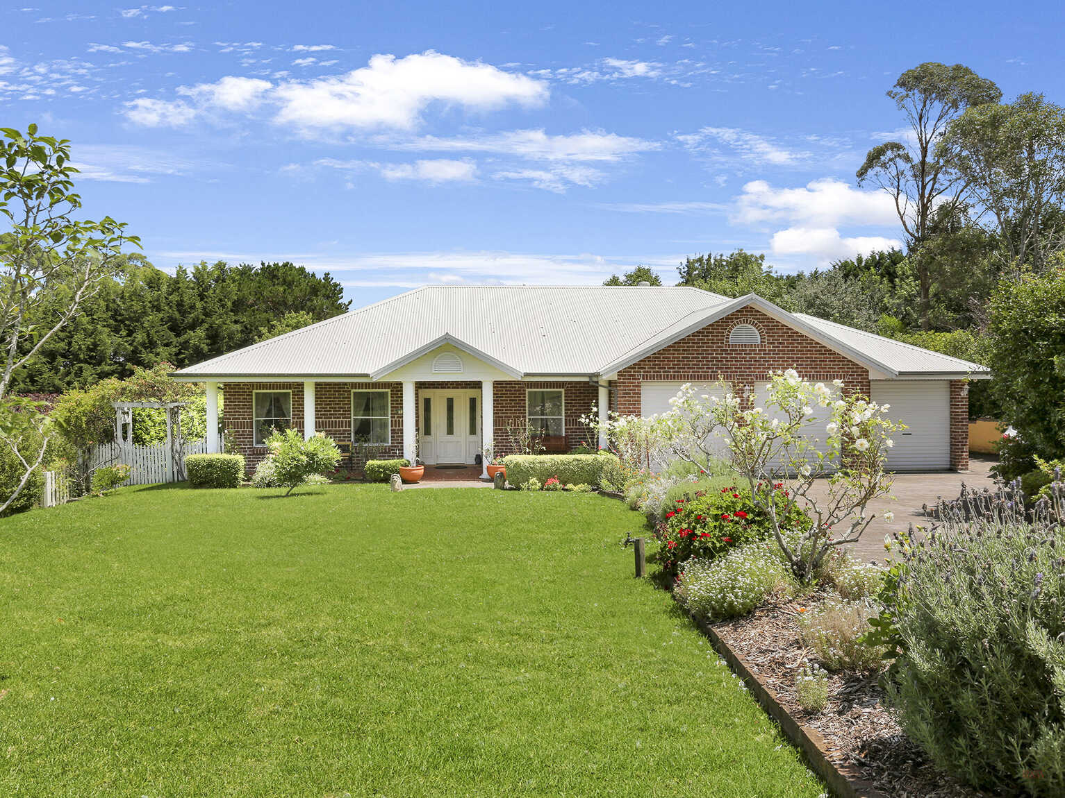 6 Harriet Walk Bundanoon