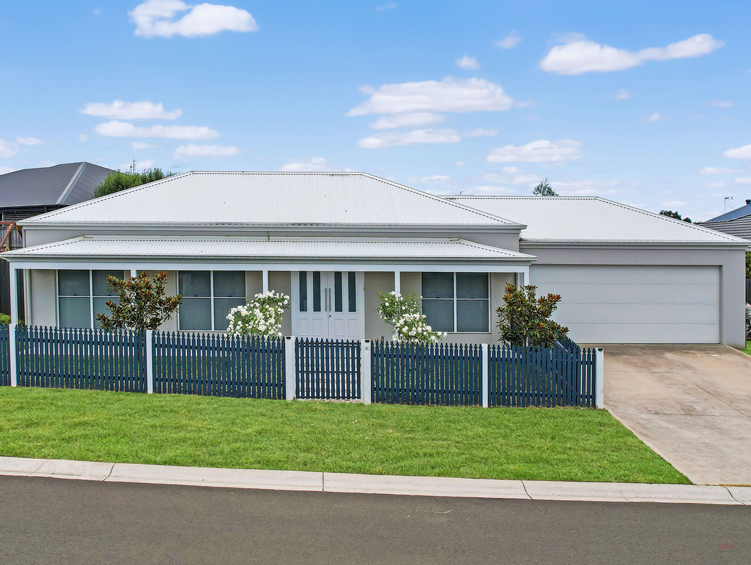 16 Joseph Hollins Street Moss Vale