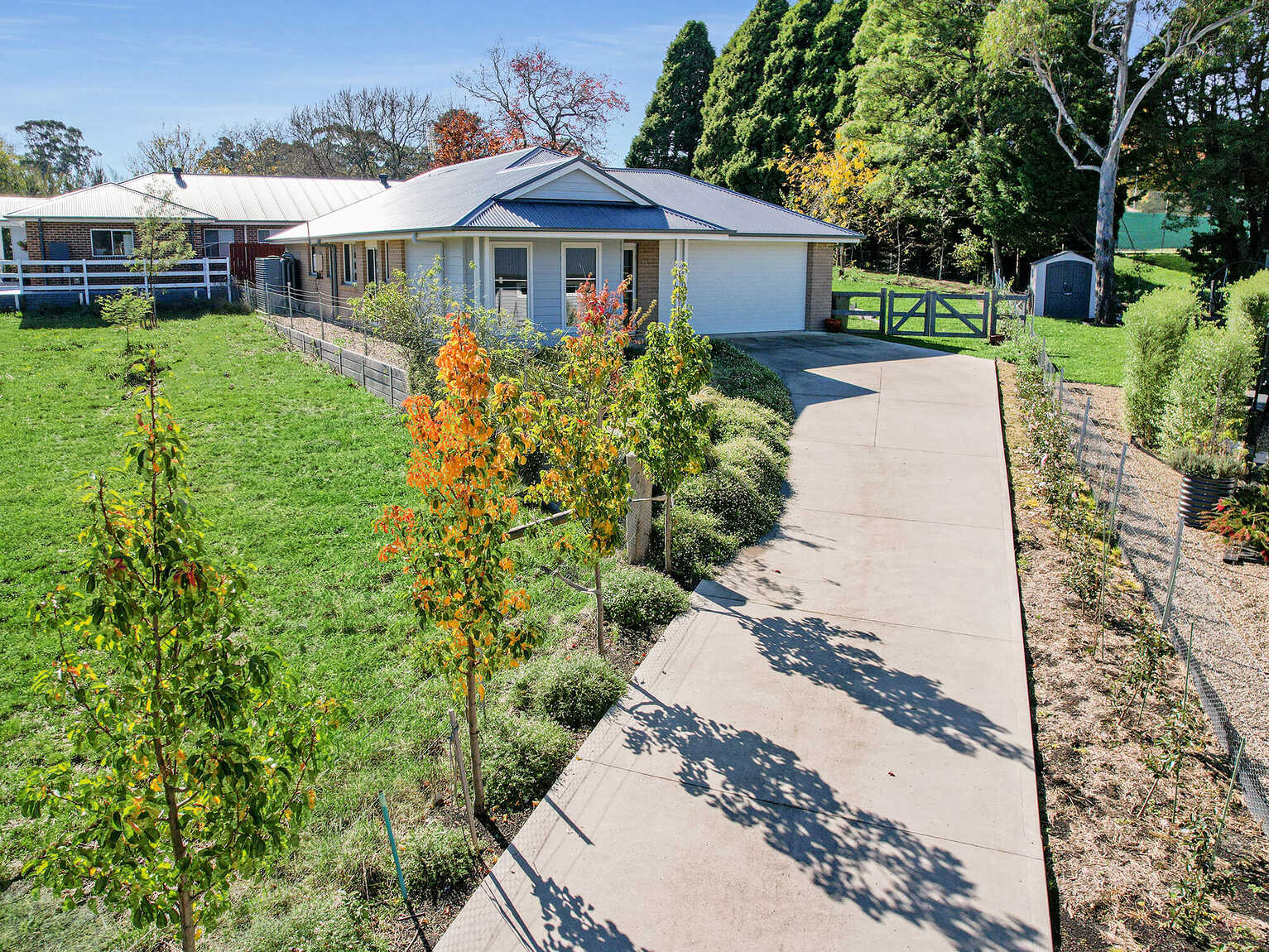 6 Lochinvar Drive Bundanoon