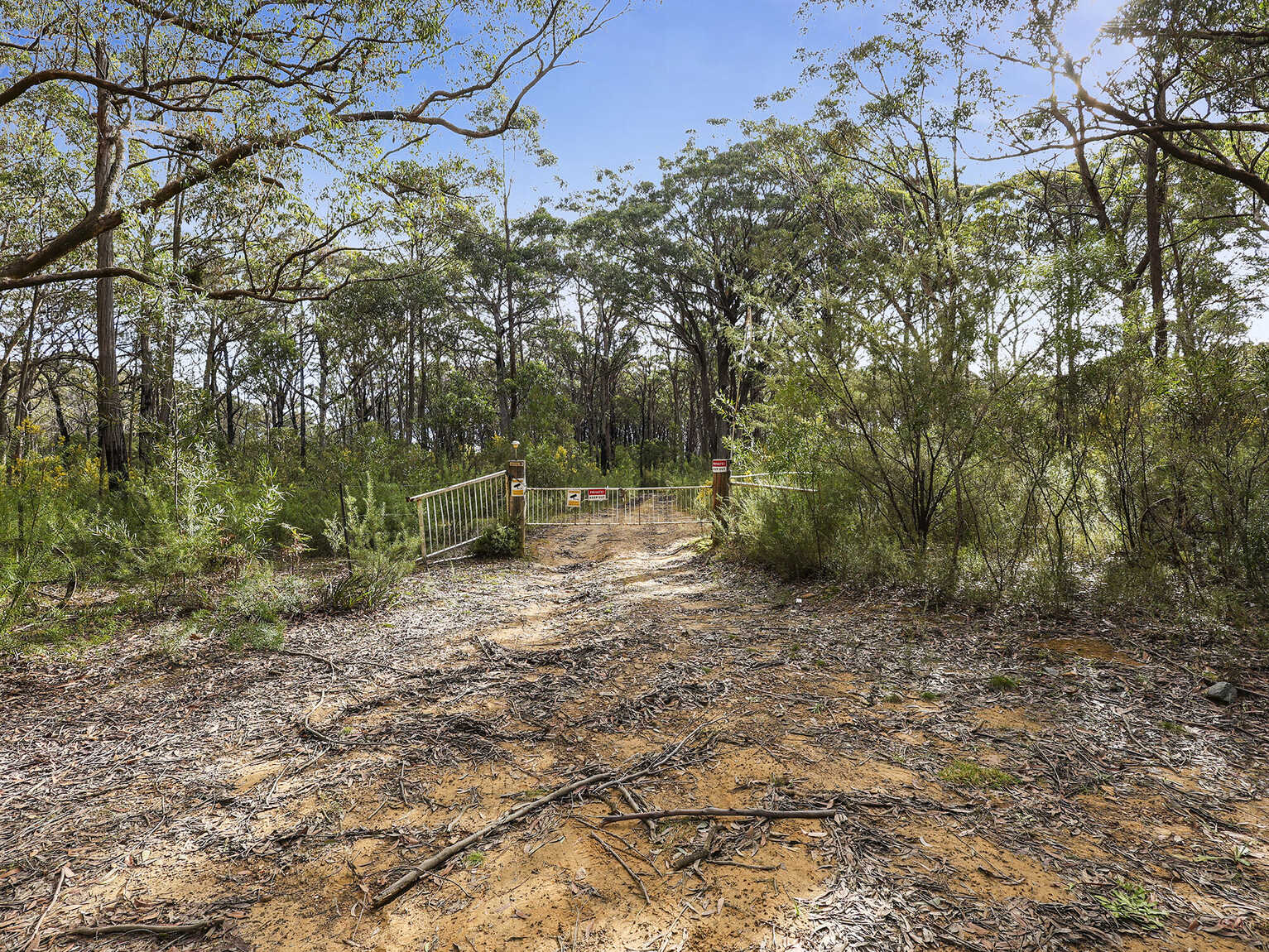 55 Spring Hills Road Meryla 55 Spring Hills Road Meryla