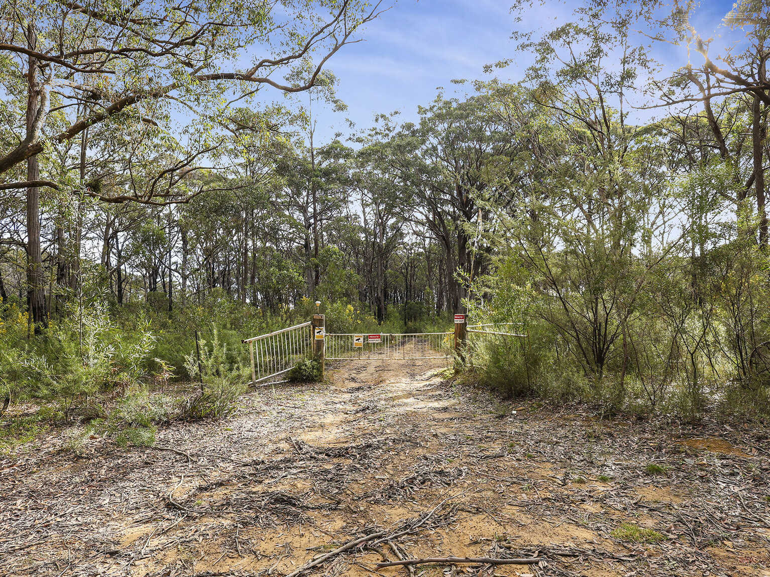 55 Spring Hills Road Meryla 55 Spring Hills Road Meryla