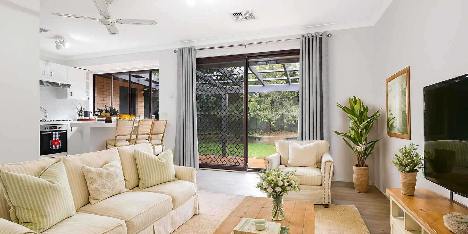 4 Bindar Crescent Bundanoon