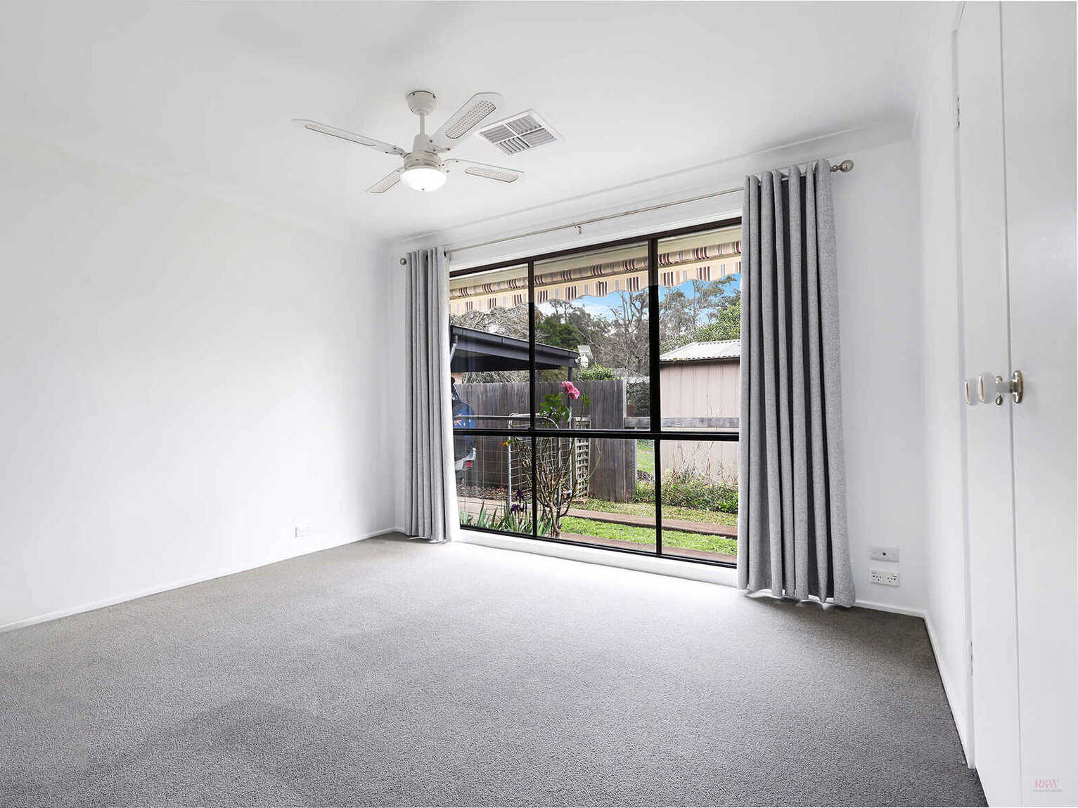 4 Bindar Crescent Bundanoon