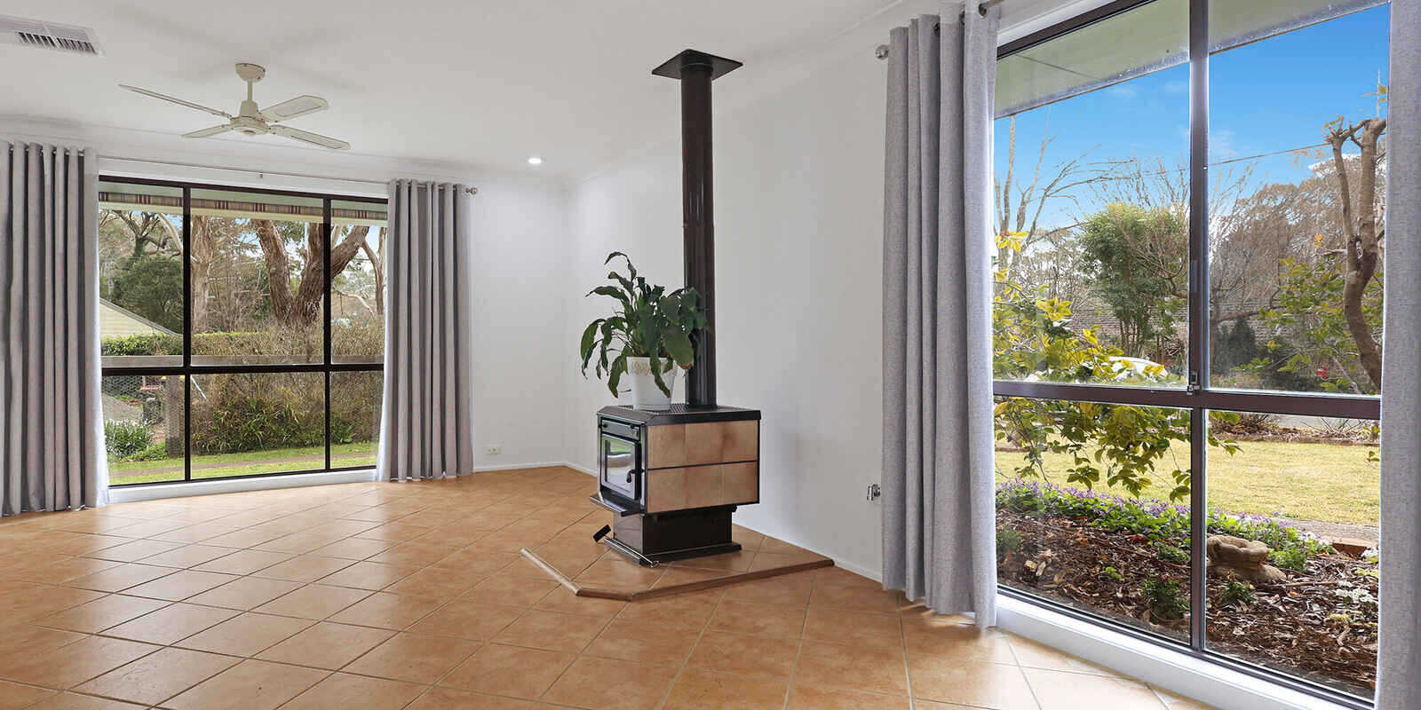 4 Bindar Crescent Bundanoon