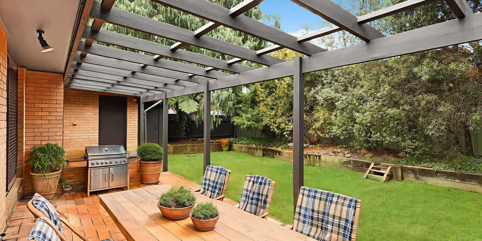 4 Bindar Crescent Bundanoon