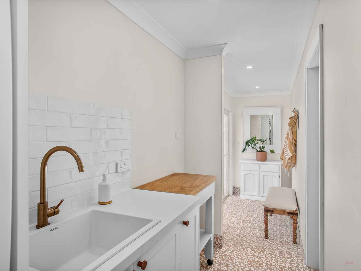 71 Middle Road Exeter 71 Middle Road Exeter