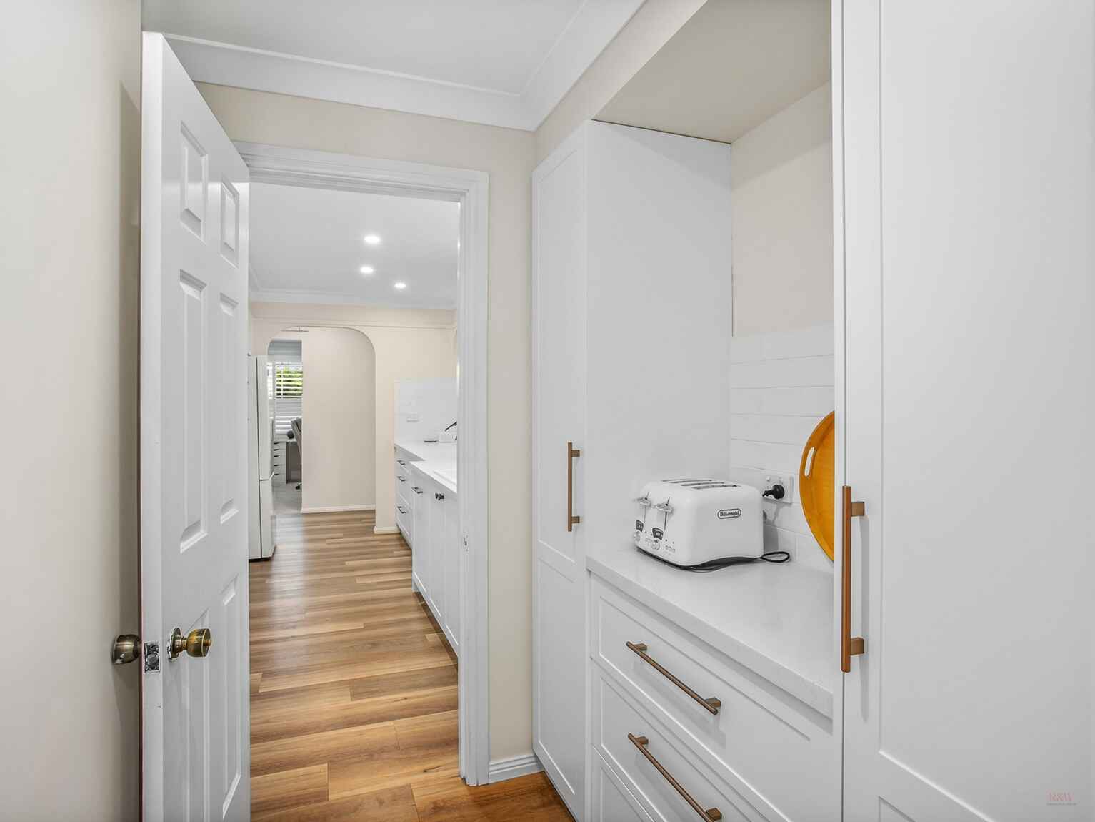 71 Middle Road Exeter 71 Middle Road Exeter