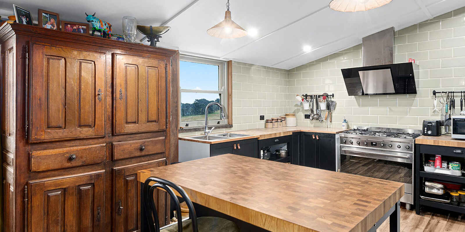 'The Grange' 581 Greenhills Road Berrima 'The Grange' 581 Greenhills Road Berrima