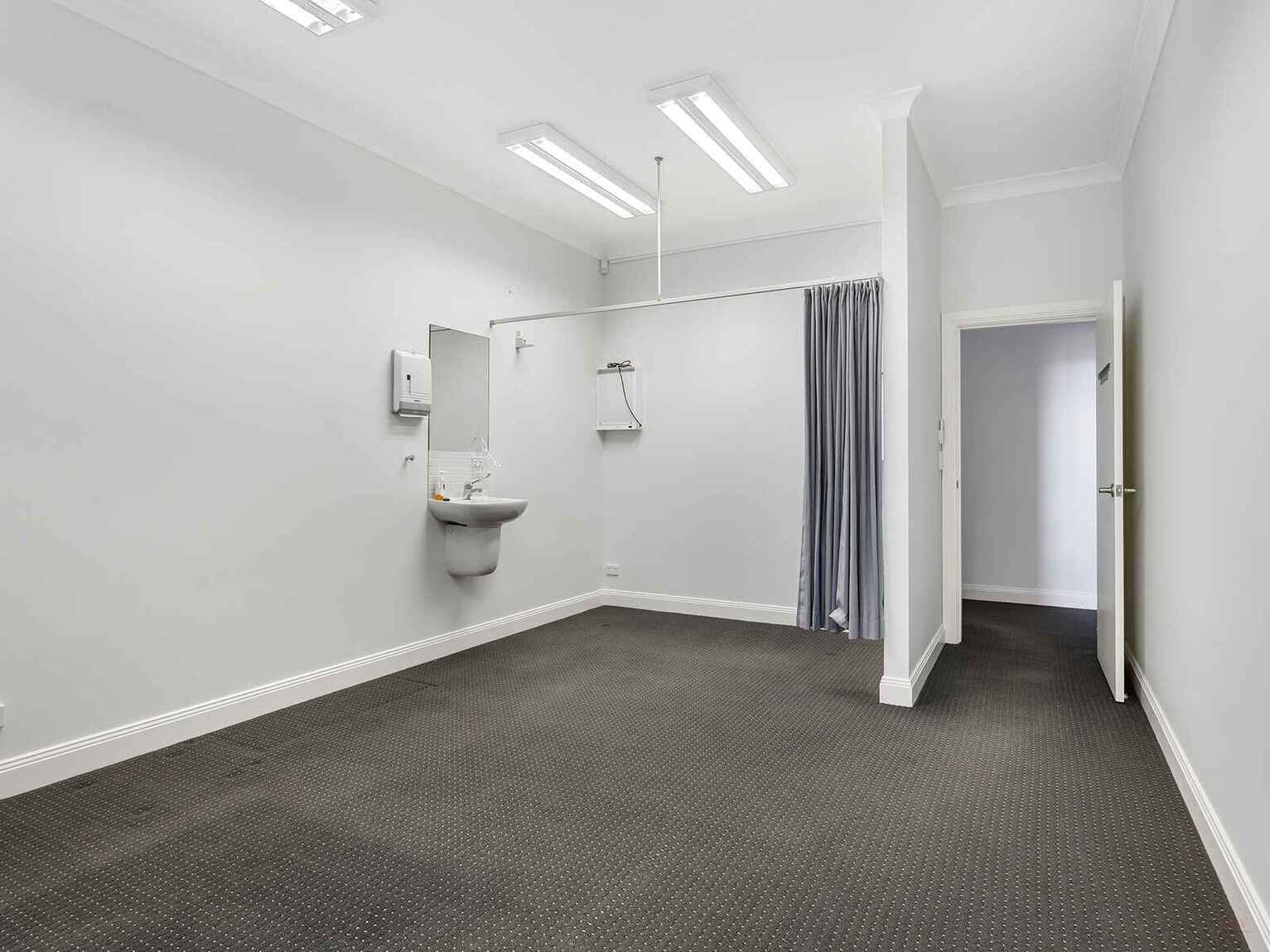 12 Illawarra Highway Moss Vale