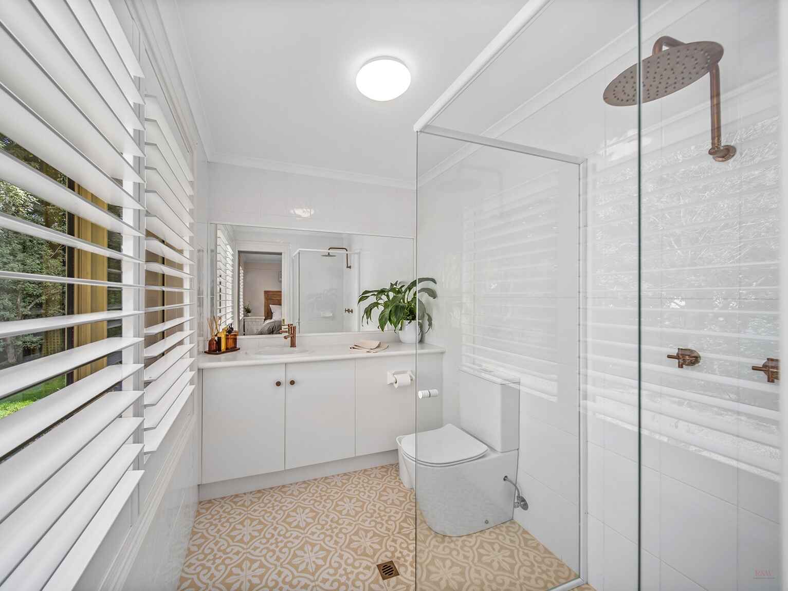 71 Middle Road Exeter 71 Middle Road Exeter