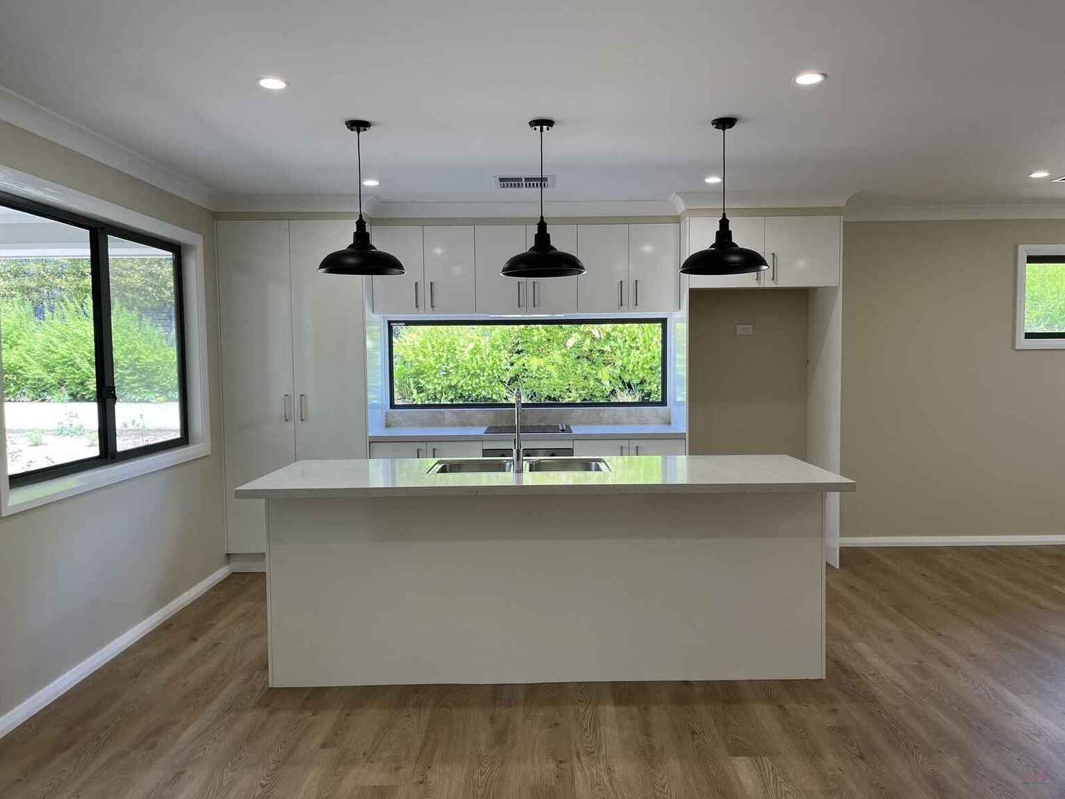 8 Watson Road Moss Vale